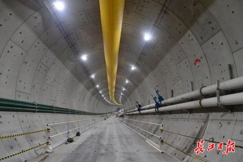 軌道交通與重點路橋項目雙輪驅(qū)動，武漢上半年基礎(chǔ)設施投資同比增長20%